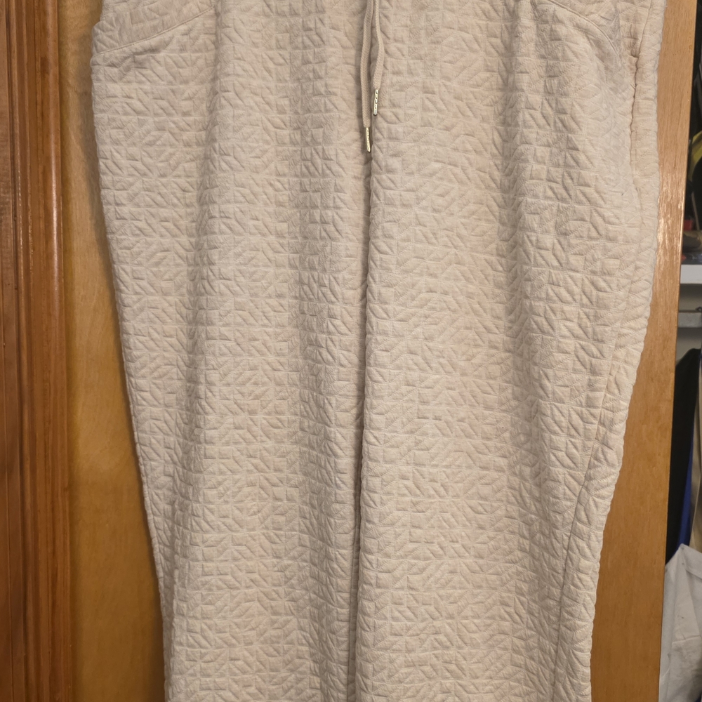 Liz Claiborne Cream Textured Joggers